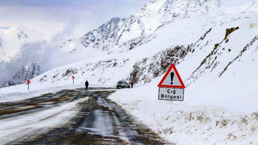 81 İL VALİLİĞİNE HEYELAN, SEL VE ÇIĞ UYARISI