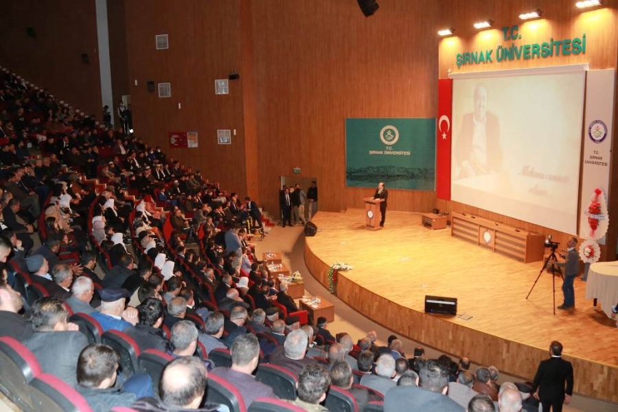 ŞIRNAK’TA HAYIRSEVER İŞADAMI MEHMET EMİN ACAR İÇİN ANMA PROGRAMI DÜZENLENDİ