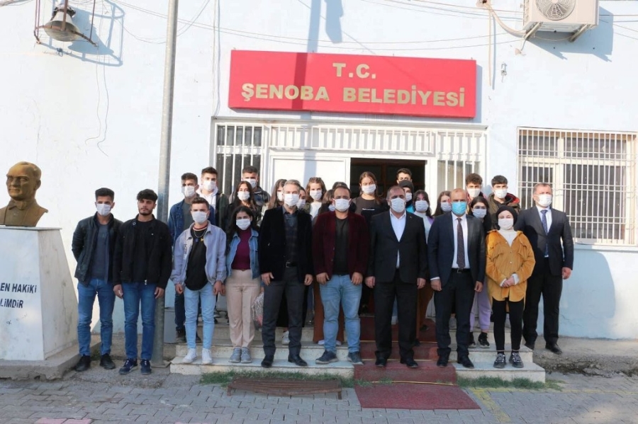 ŞENOBA BELEDİYESİ'NDEN ÖĞRENCİLERE DESTEK