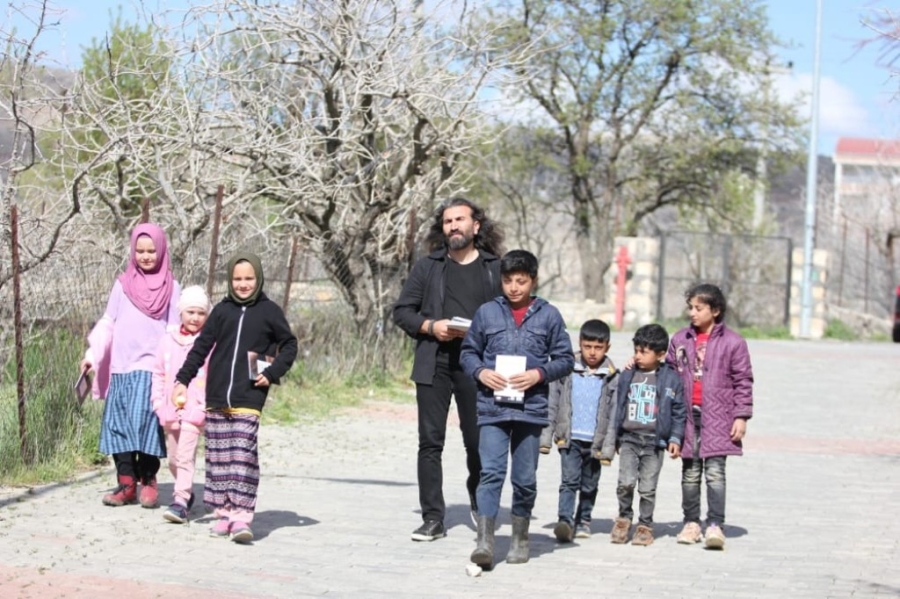 10 yılda 10 bin çocuğa ulaştı, hedefi çocukları topluma kazandırmak