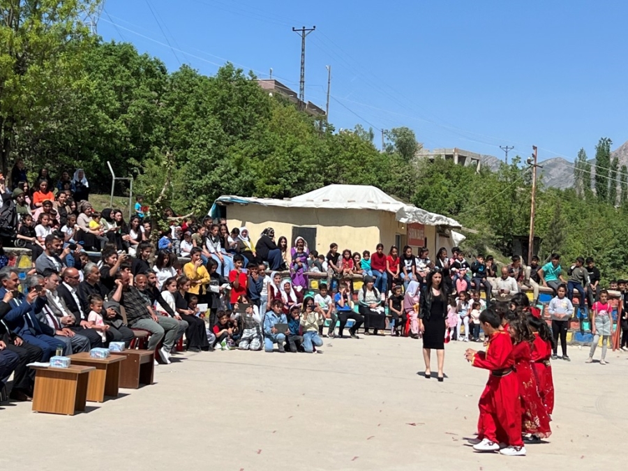 Şırnak'ta ilçe ve köylerinde 23 Nisan etkinlikleri coşkuyla kutlandı