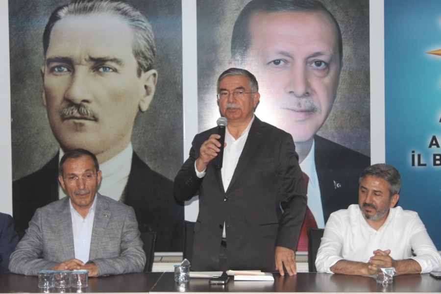 TBMM AK PARTİ GRUP BAŞKANI YILMAZ: "TÜRKİYE’DE EKONOMİK KRİZ YOKTUR"