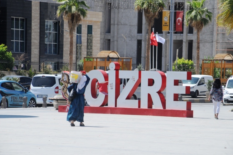 Sıcak Hava Cizreli Vatandaşları Eve Hapsetti