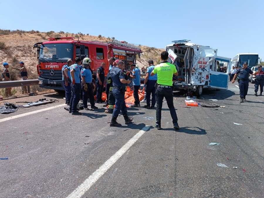 Gaziantep’te Feci Kaza: 16 Ölü, 21 Yaralı  