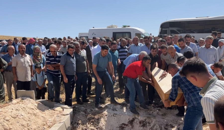 Türkiye’yi yasa boğan Mardin’deki kazada ölen 20 kişi toprağa verildi