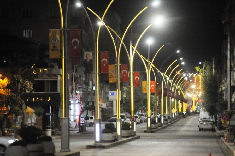 Cizre’de iki günlük sokağa çıkma kısıtlaması başladı, Cadde ve Sokaklar sessizliğe büründü