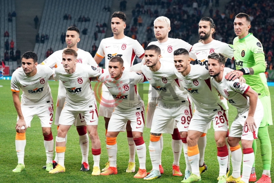 Galatasaray'da 3 değişiklik