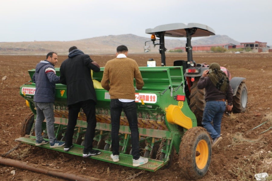 Taşımalı eğitim gören ‘liseli çiftçiler’ tarımda üretim merkezi olma yolunda  