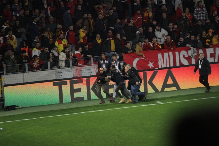 Göztepe tribününe işaret fişeği fırlatan şüphelinin ifadesi ortaya çıktı