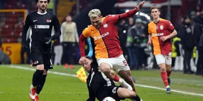 Galatasaray: 2 - AZ Alkmaar: 2