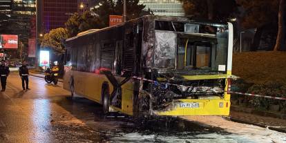 Şişli’de İETT otobüsü alev alev yandı