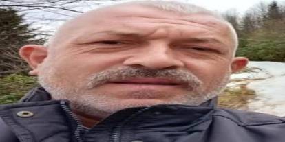Kestiği ağacın altında kalan adam hayatını kaybetti