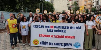 Cizre Eğitim-Sen Şubesi, tacizci öğretmen hakkında verilen yargılanma kararına basın açıklaması ile tepki gösterdi