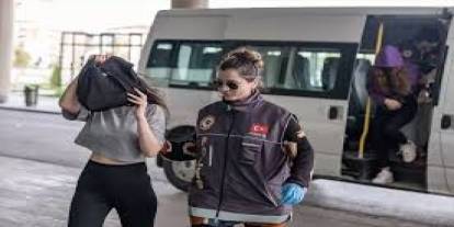 Erzurum’da 8 mağdur kadın polisin dev operasyonu ile fuhuştan kurtarıldı