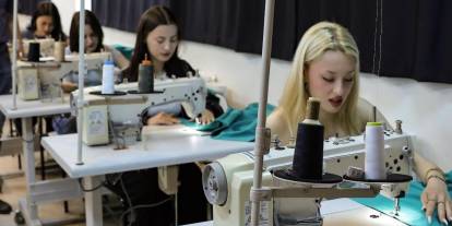 Ameliyathanelerin tekstil ürünleri üniversite öğrencilerinin elinden çıkıyor