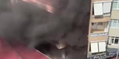 Ataşehir’de tamirhanede otomobil alev alev yandı, dükkan sahibi gözyaşlarına boğuldu