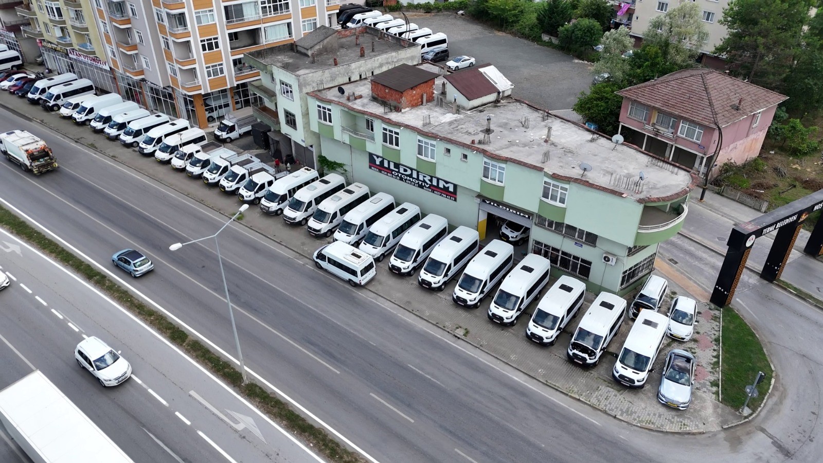 aw263061-04.jpg