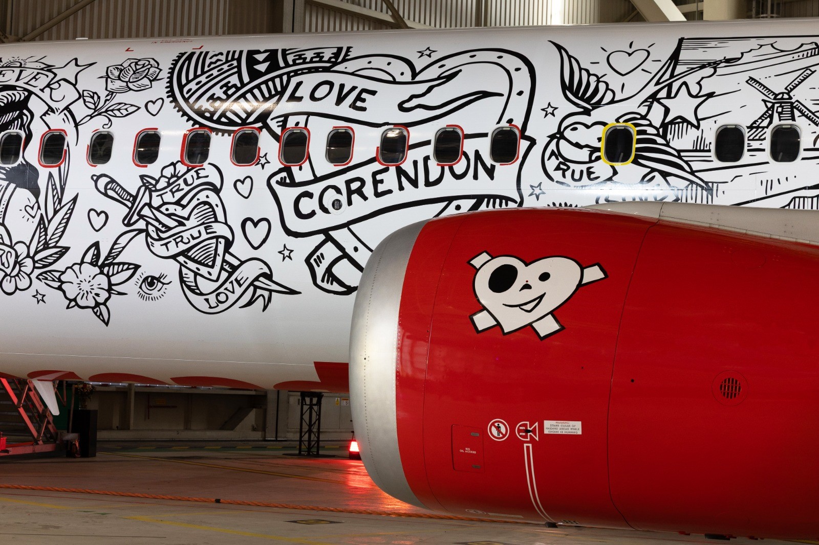 aw429002-03.jpg