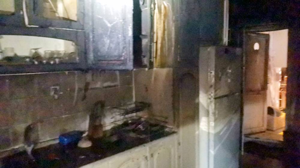 Ocakta unutulan yemek yangına sebep oldu