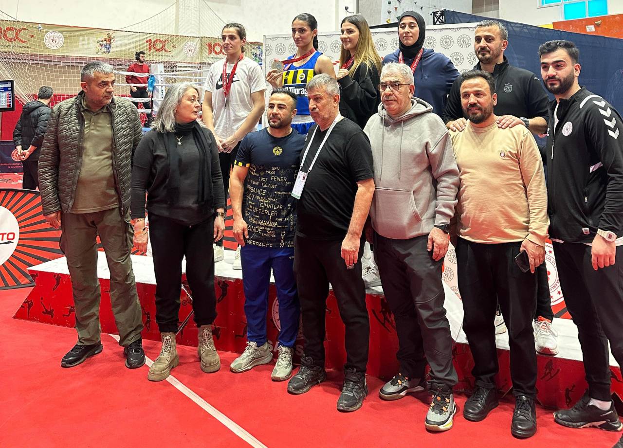 rnakin-demir-yumruklari-turkiyeyi-salladi-1.jpeg