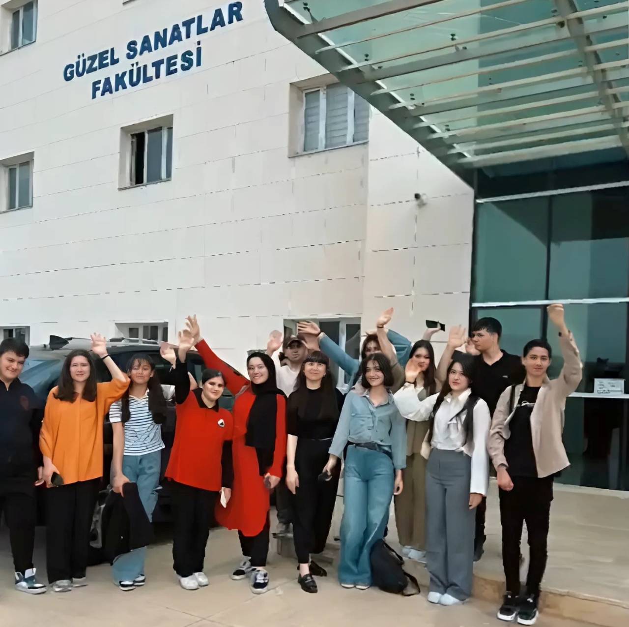 cizreli-gencler-universite-hayalini-yerinde-deneyimledi-1.jpeg