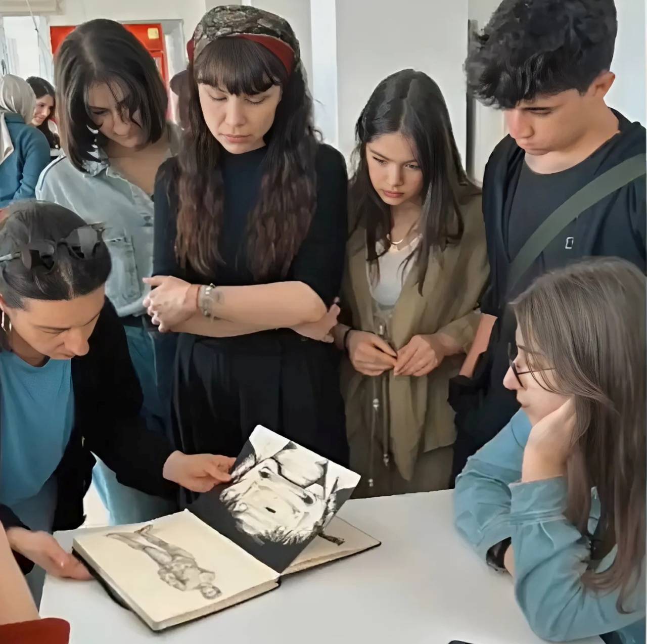 cizreli-gencler-universite-hayalini-yerinde-deneyimledi-2.jpeg